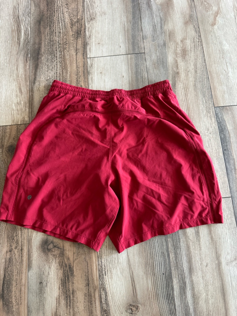 Men’s Lululemon running shorts with liner L